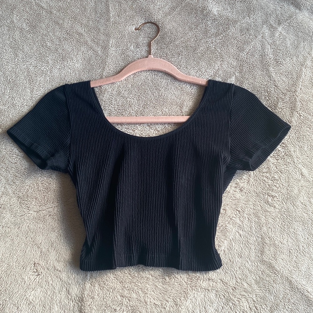 Ribbed Black Crop Top